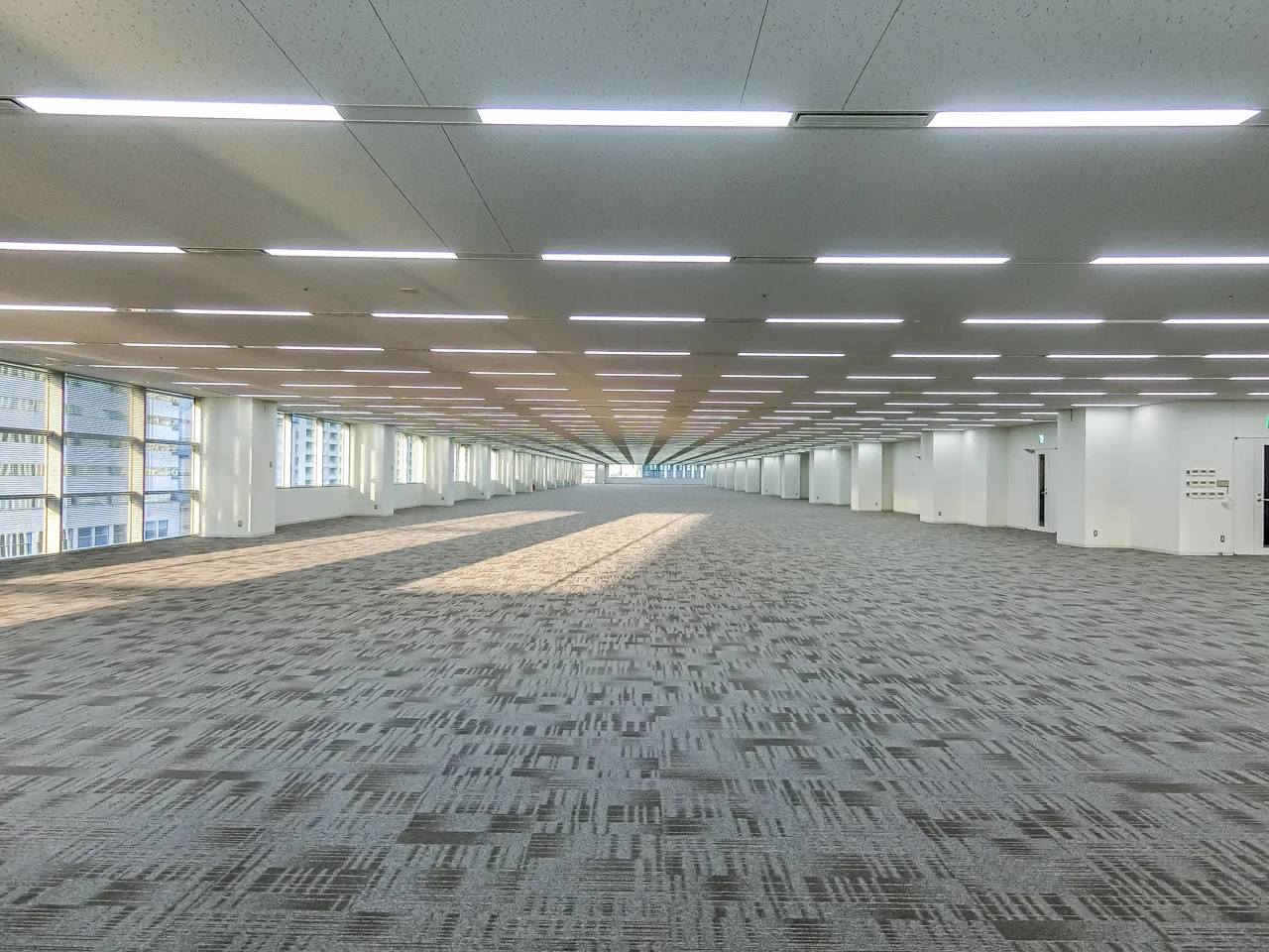 晴海センタービル 8 執務室 6
