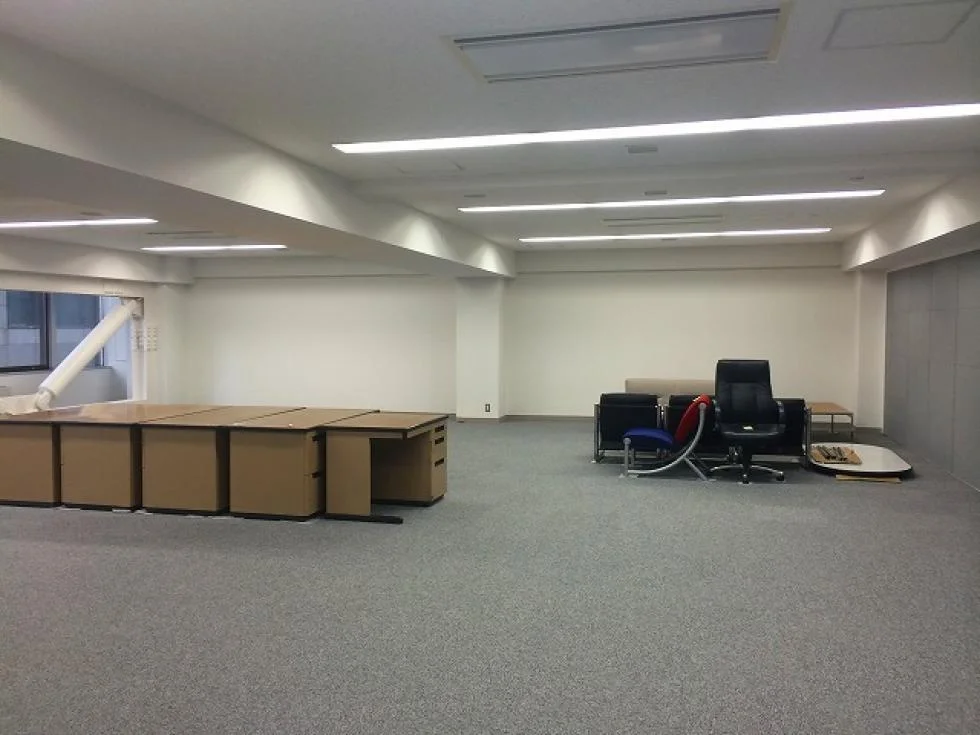 小西ビル 7 執務室 5