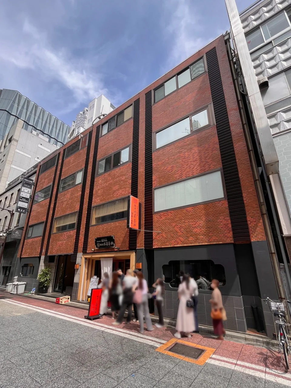 銀座出井(出井本館)ビル 3 外観 1