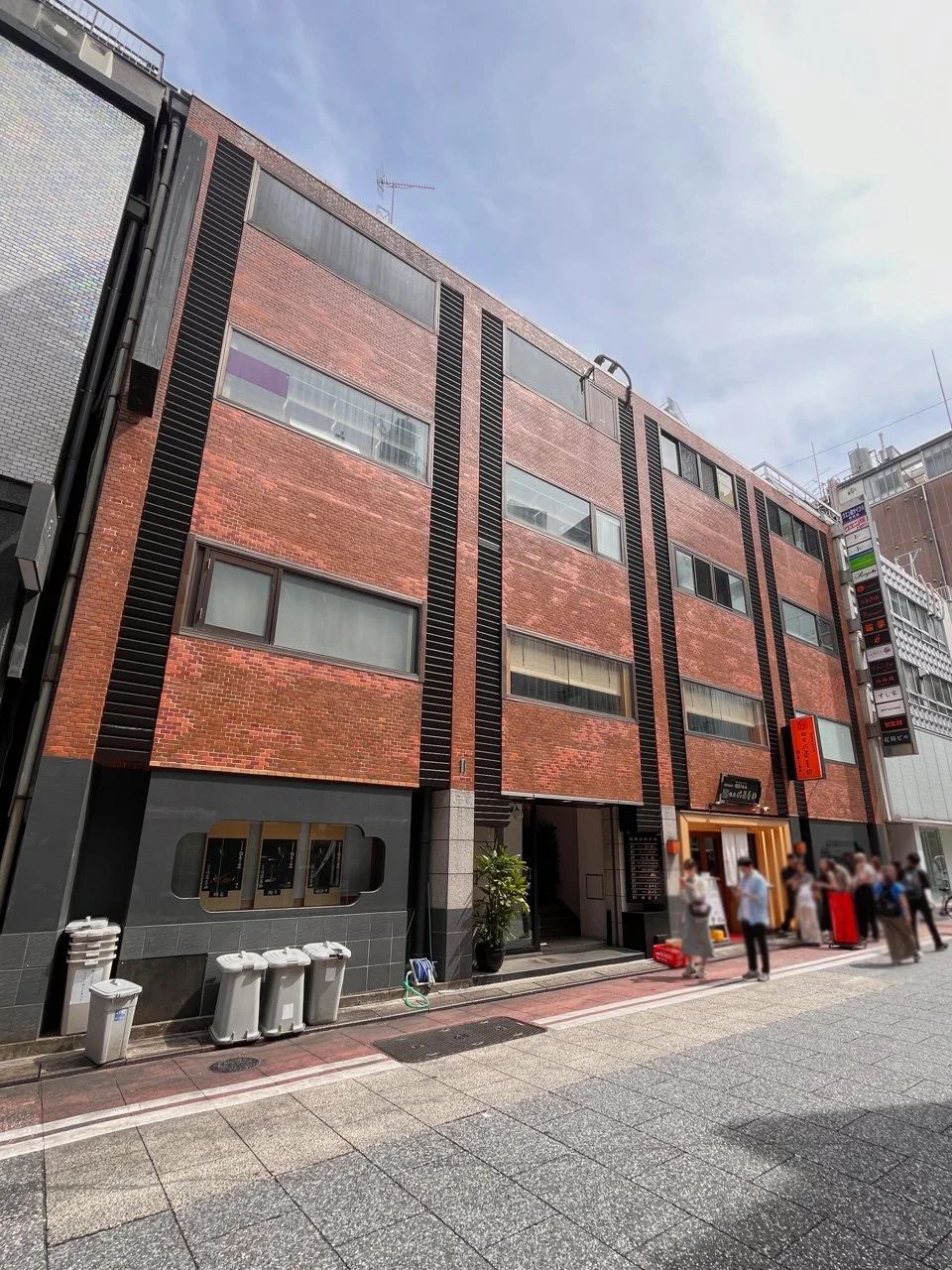 銀座出井(出井本館)ビル 3 外観 2