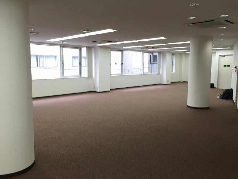 ICSTビル 3 内装 1
