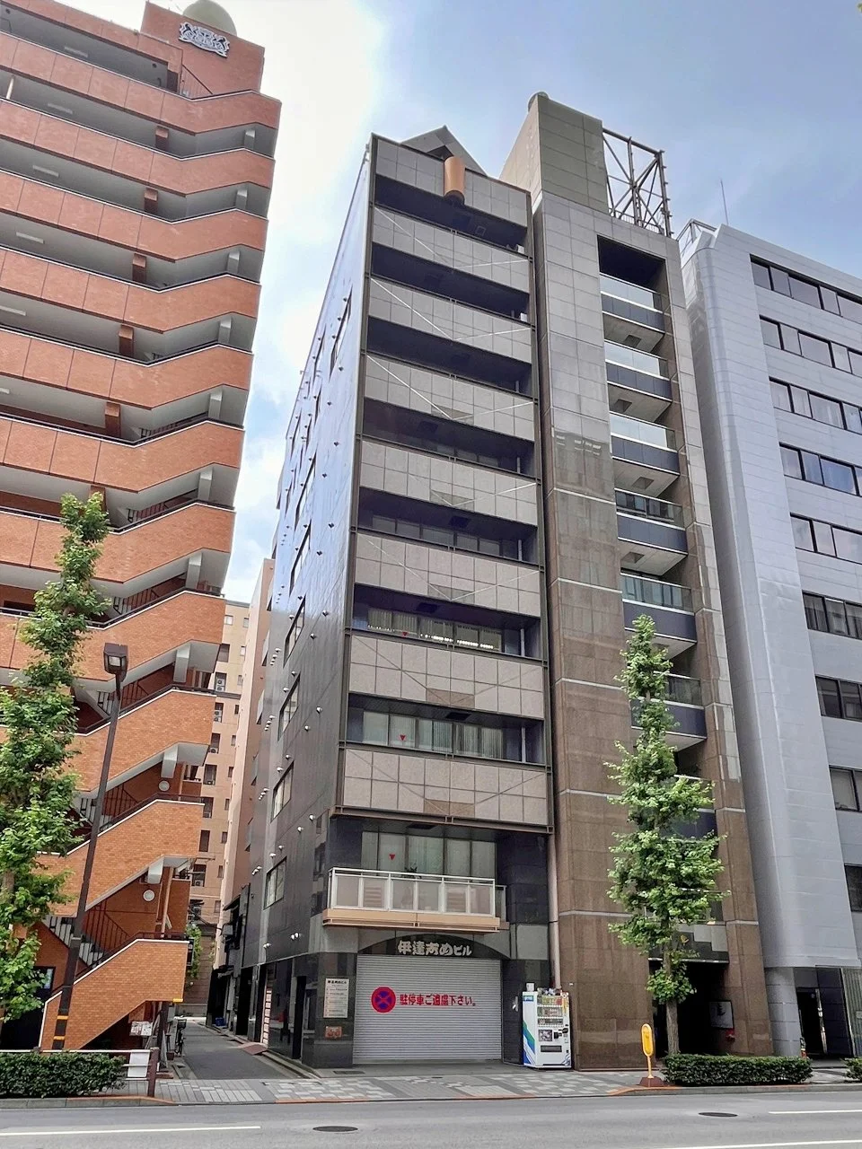 伊達志めビル 2 外観 1
