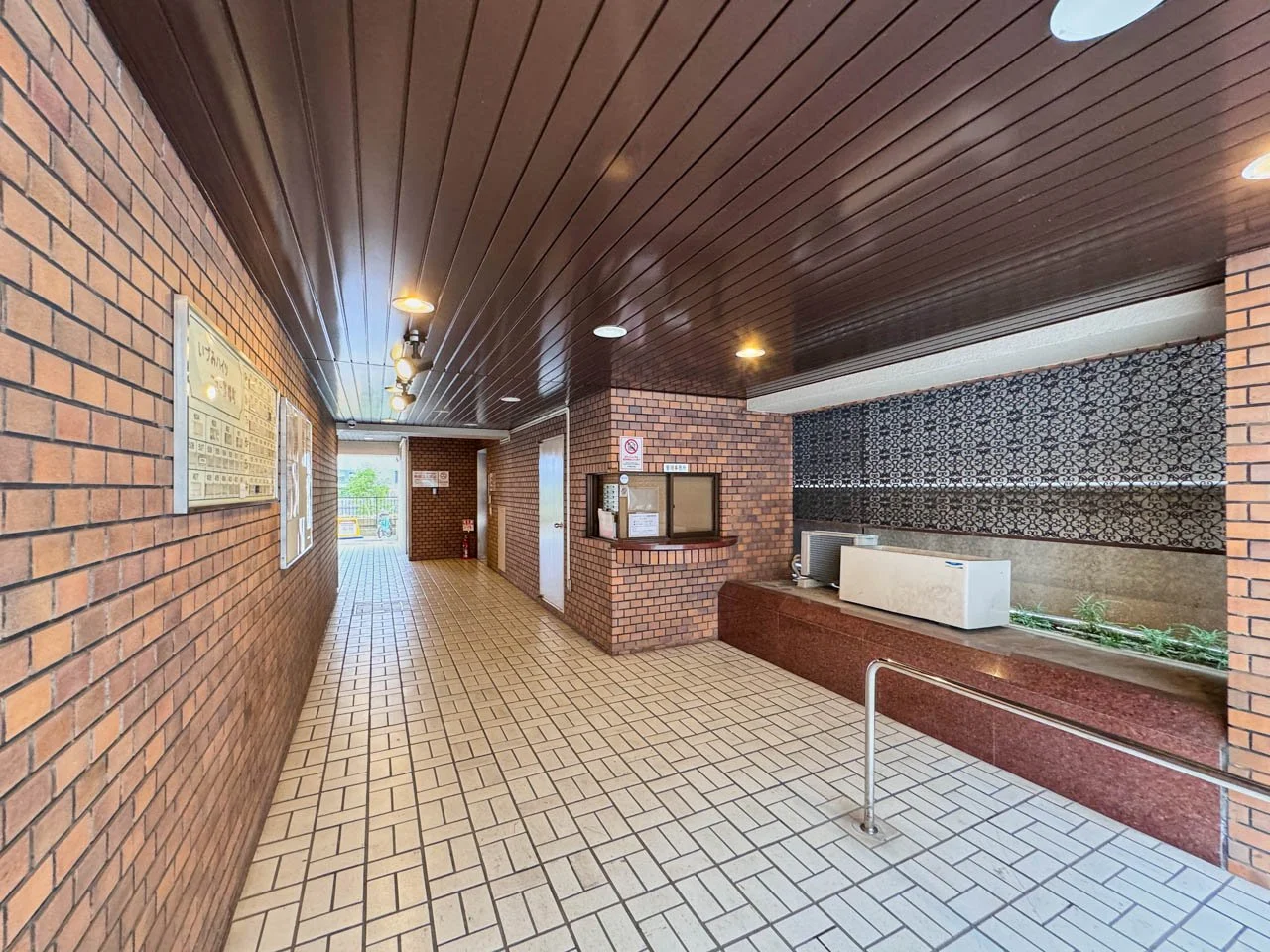 いづみハイツニュー茅場町 5 ビルエントランス 4