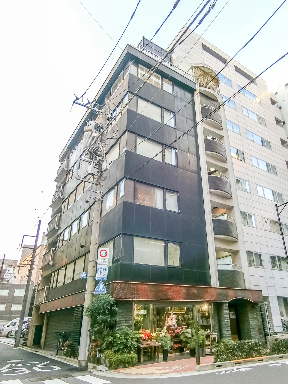 GROW IRIFUNE(ウインド入船ビル3F) 3 外観 1
