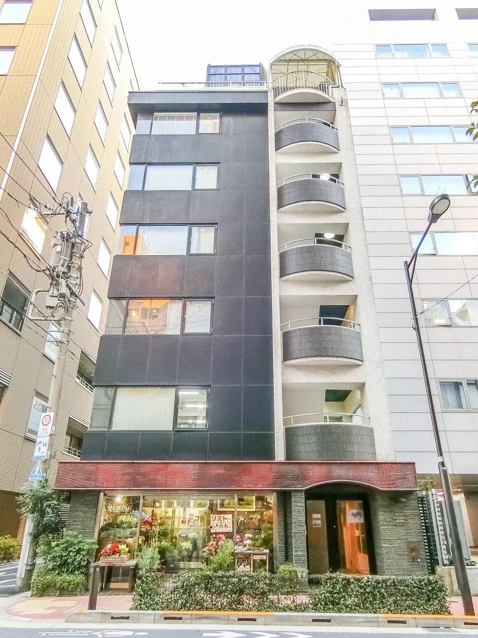 GROW IRIFUNE(ウインド入船ビル3F) 3 外観 2
