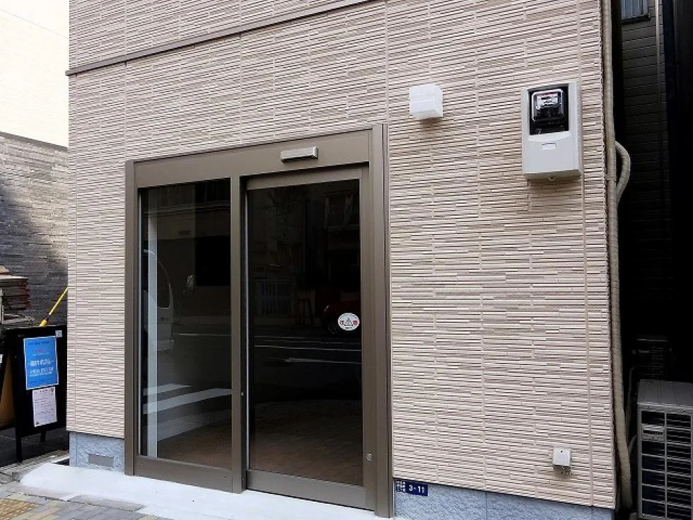 日本橋茅場町店舗 一棟貸し エントランス 3