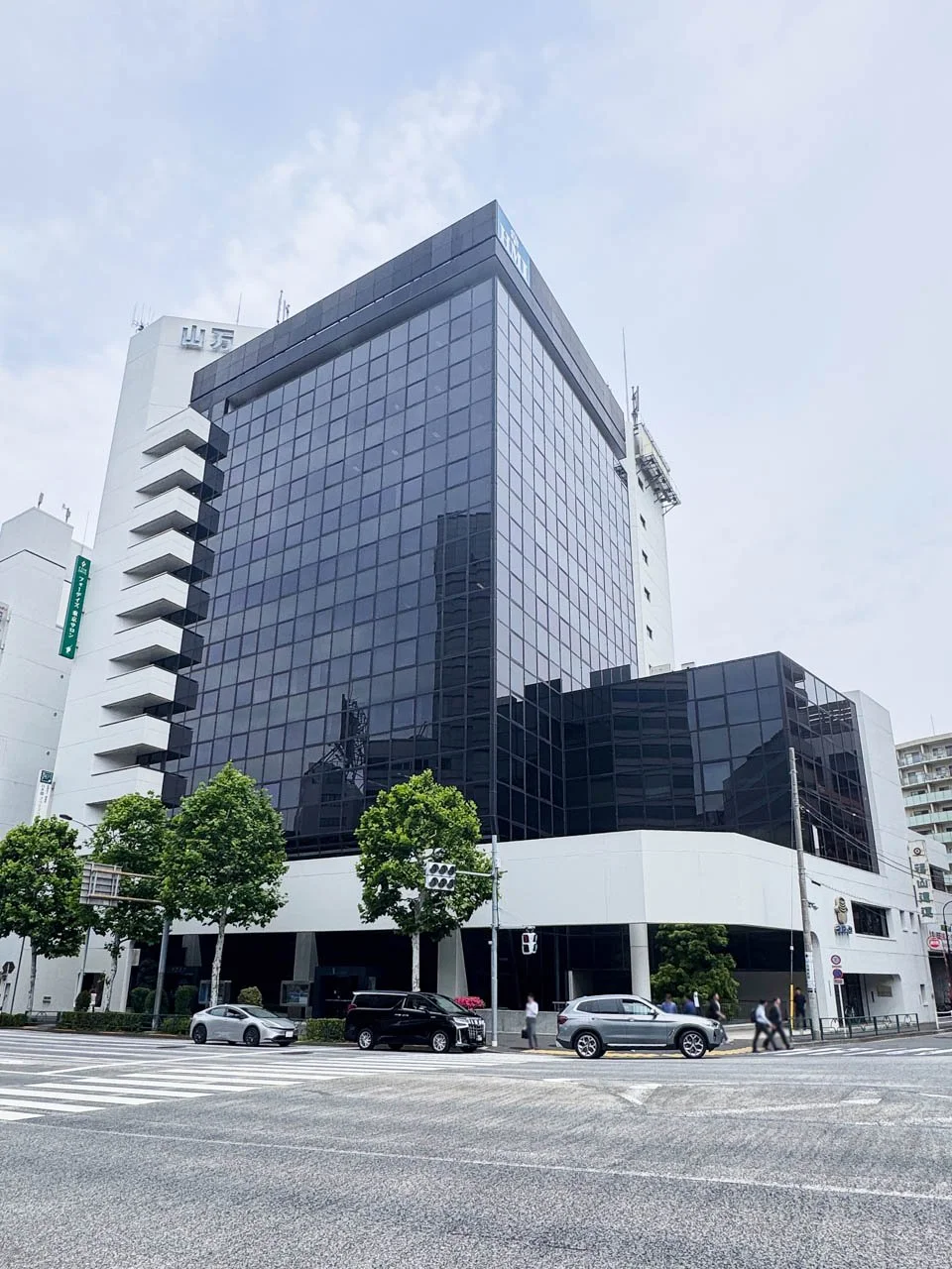 山万ビル 5 オフィスビル外観 1