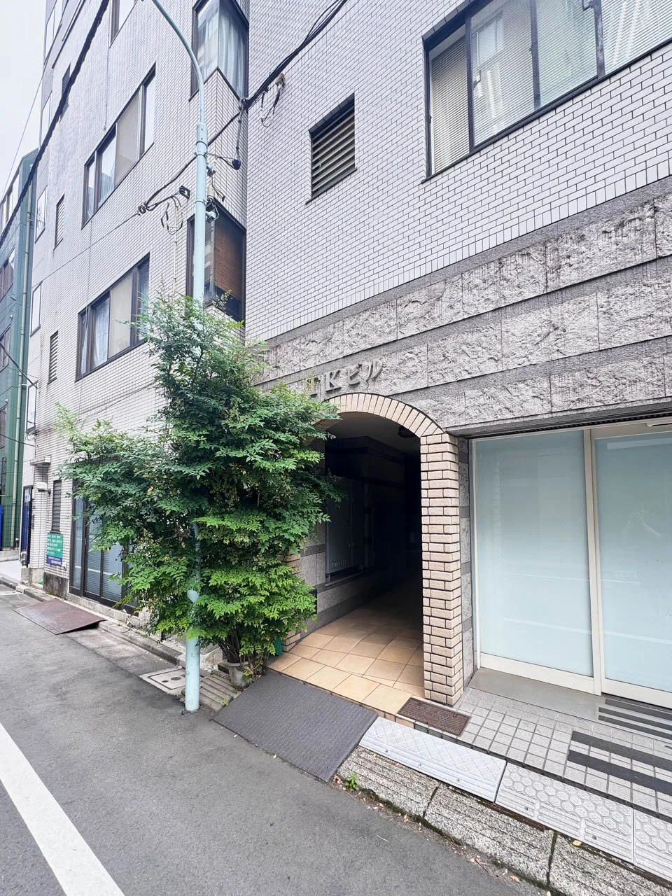 TKビル 1 エントランス 3