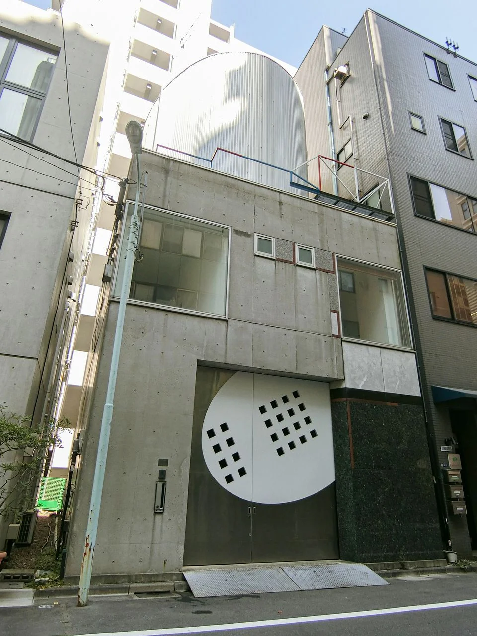 Nハウスビル 一棟貸し 外観 1