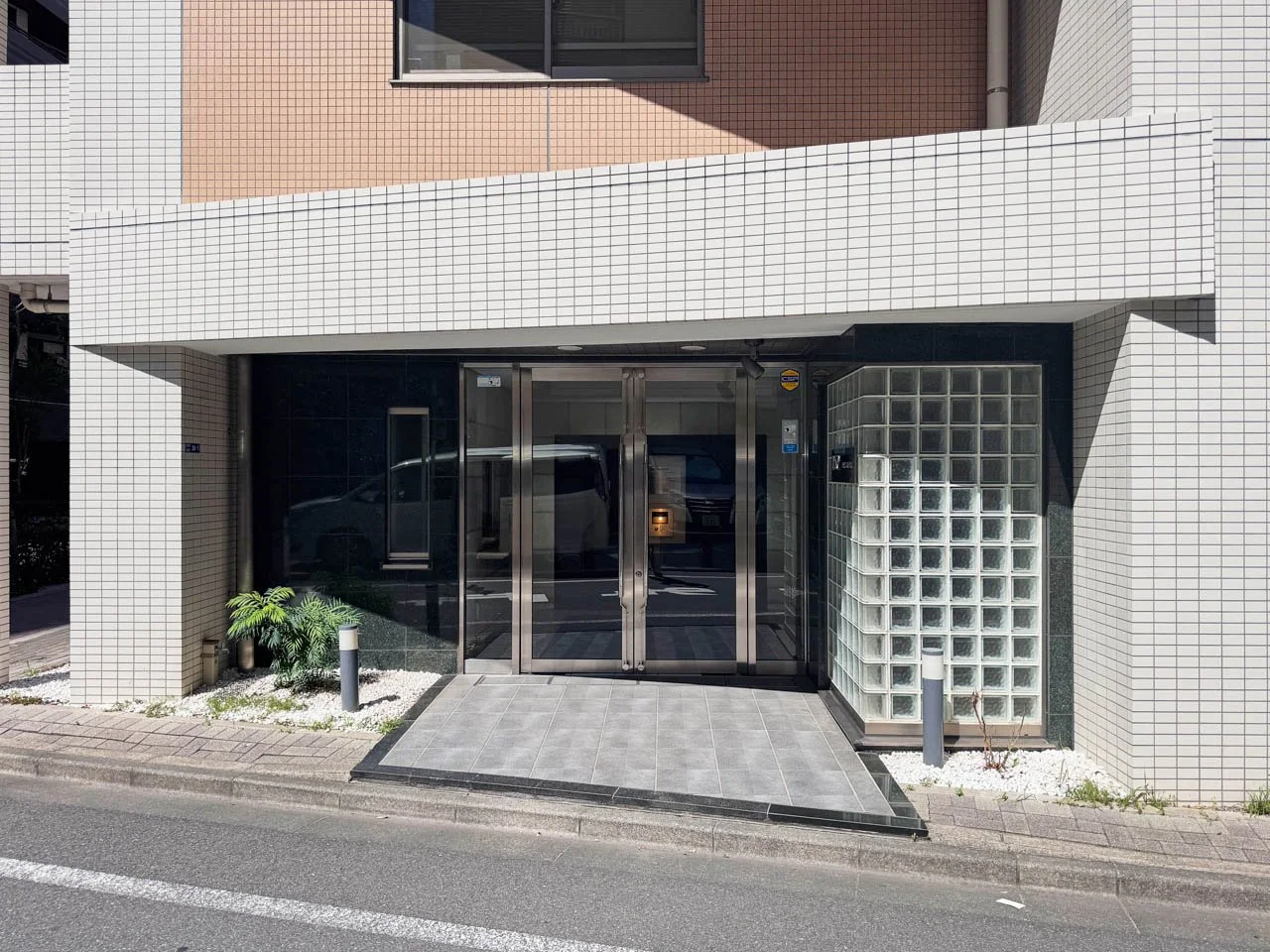 KDXレジデンス日本橋箱崎 7 エントランス 3