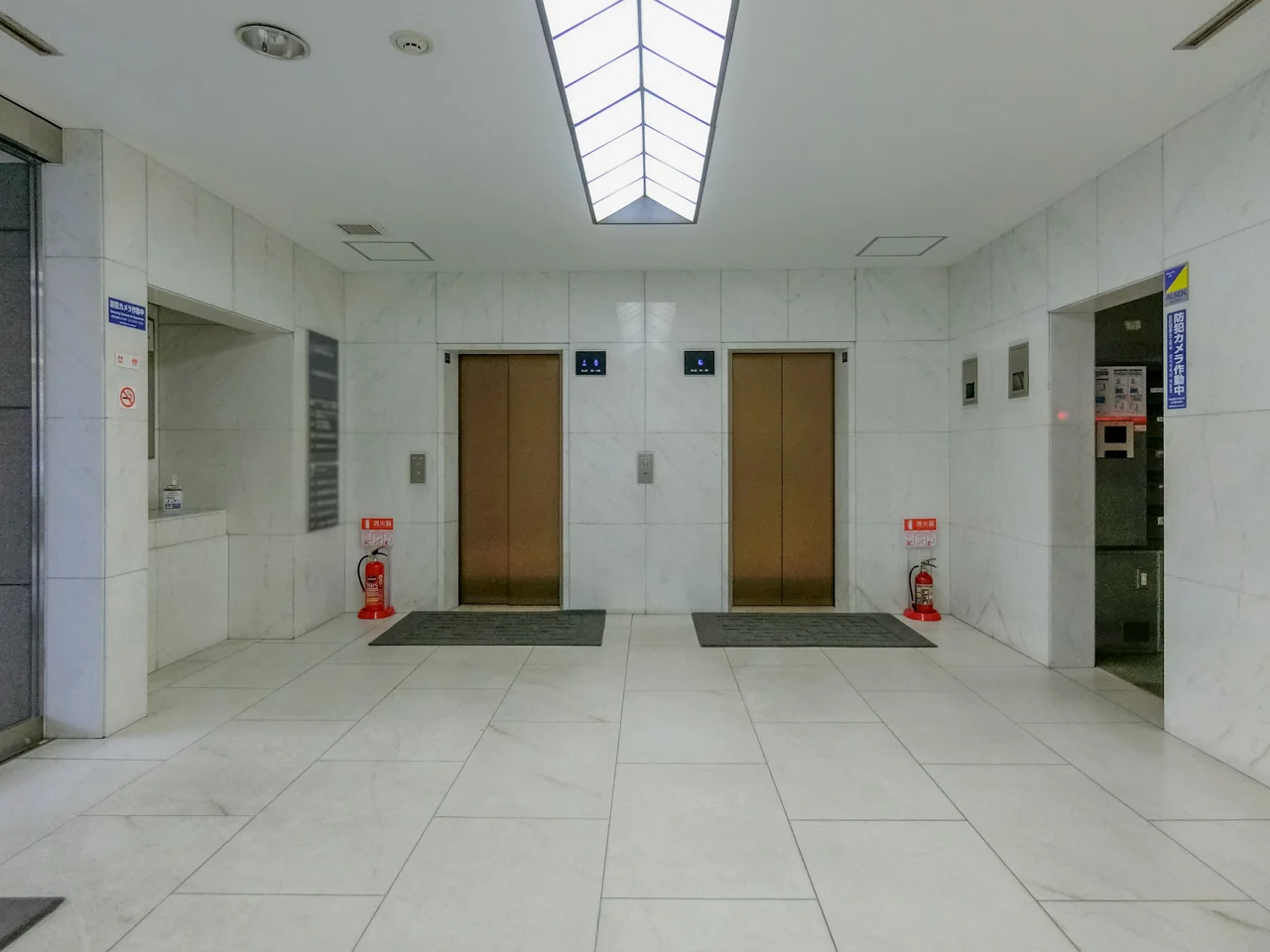 日本橋蛎殻町東急ビル 4 ビルエントランス 6