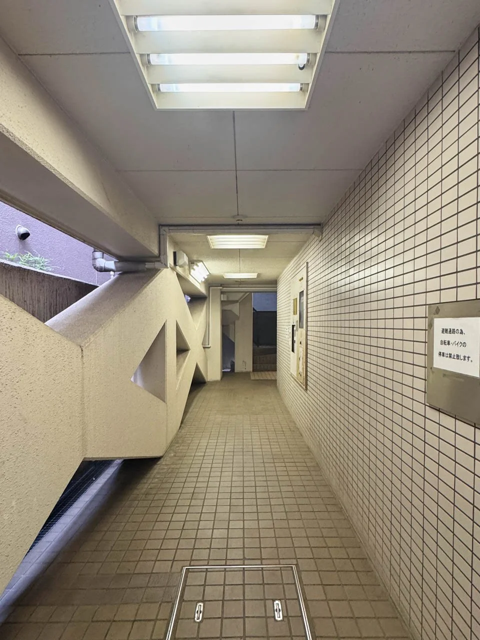 ローズベイ新富町ビル 2 エントランス 4
