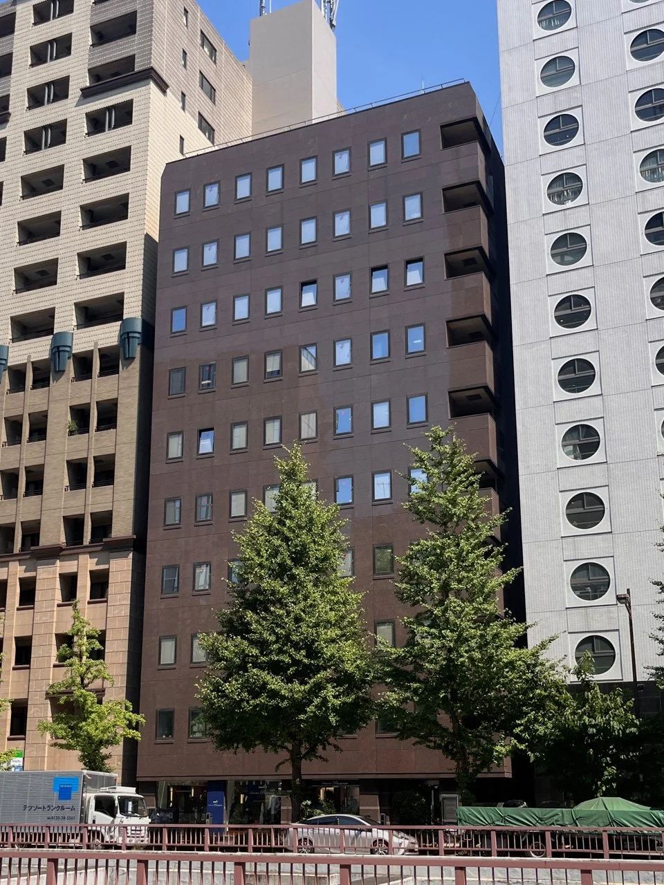 眞帆ビル 9 オフィスビル外観 2