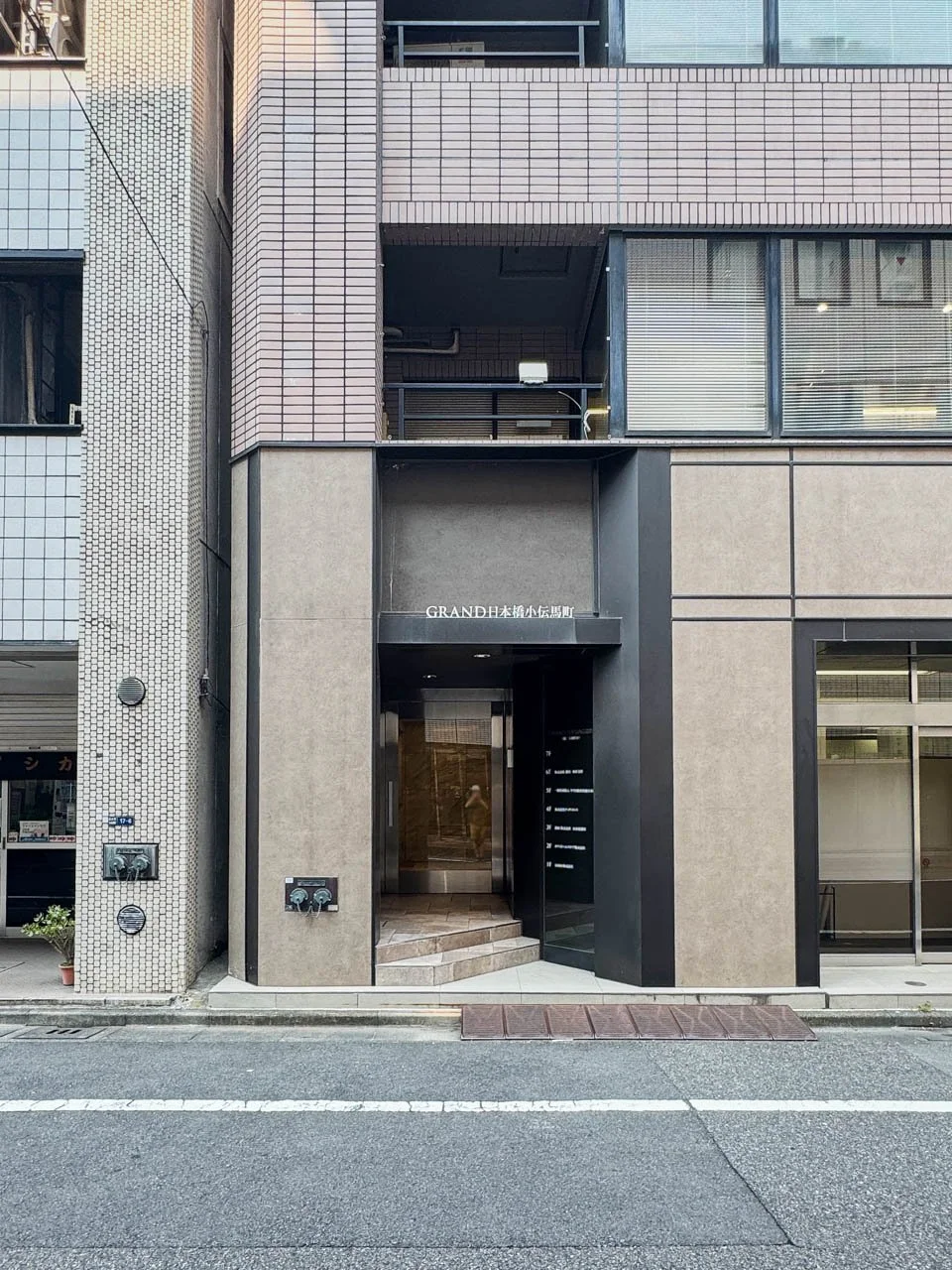 グランド日本橋小伝馬町 7 ビルエントランス 5