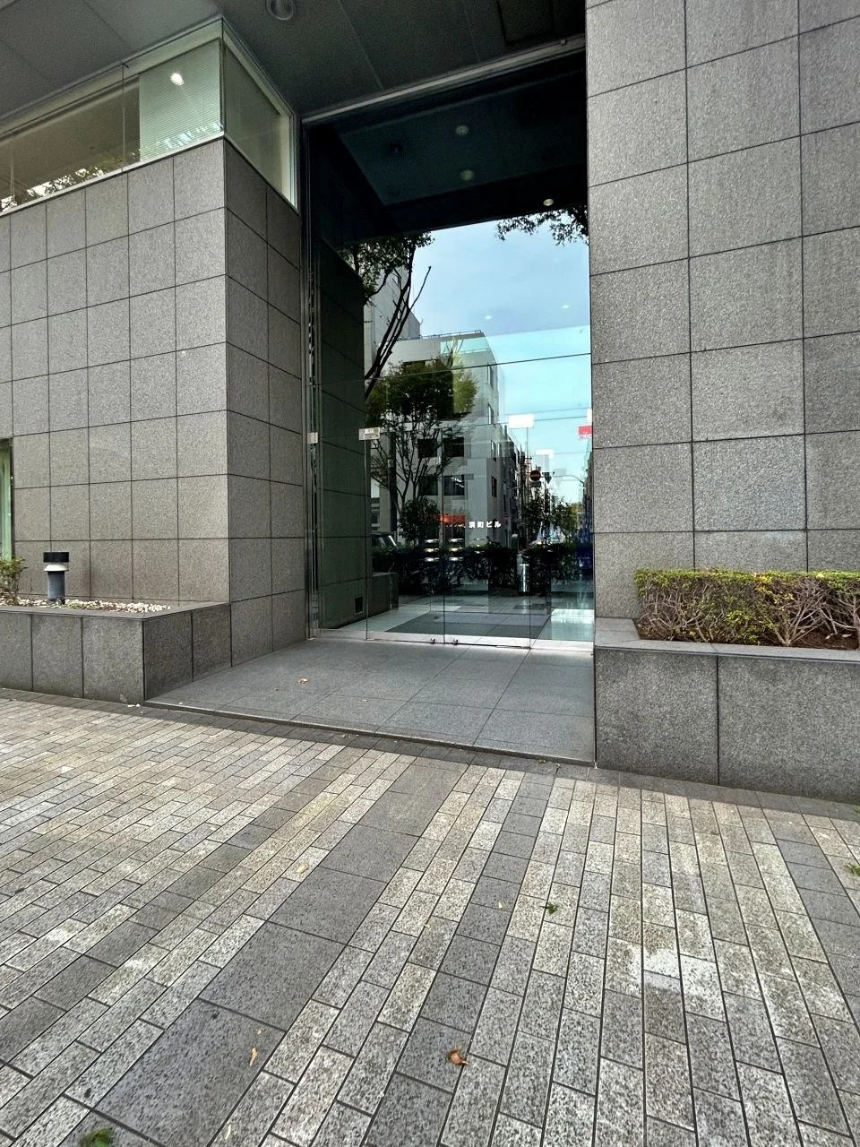 MUTOH浜町ビル 3 ビルエントランス 3