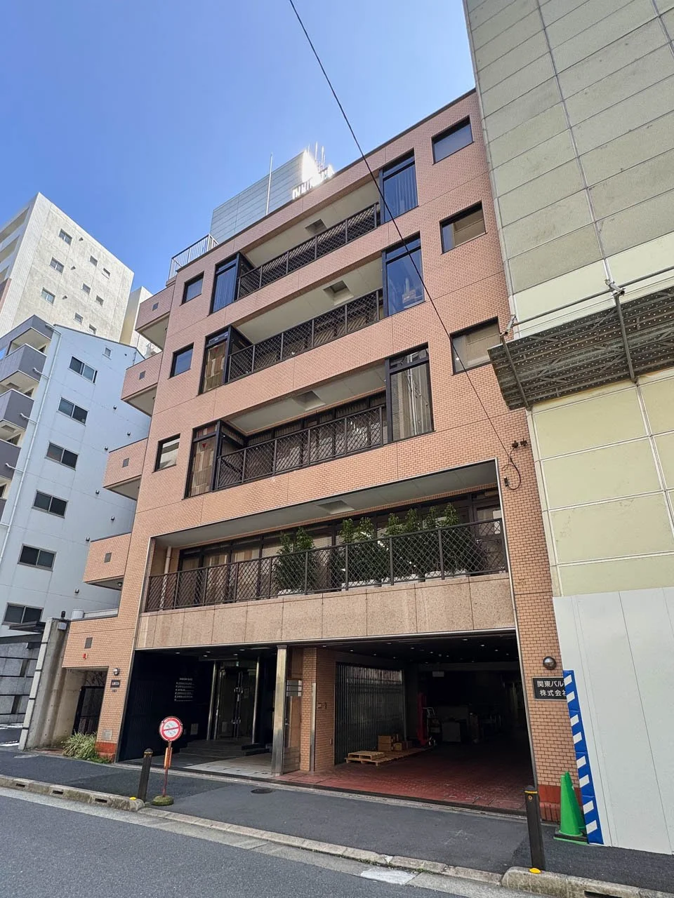 山崎ビル 4 外観 1