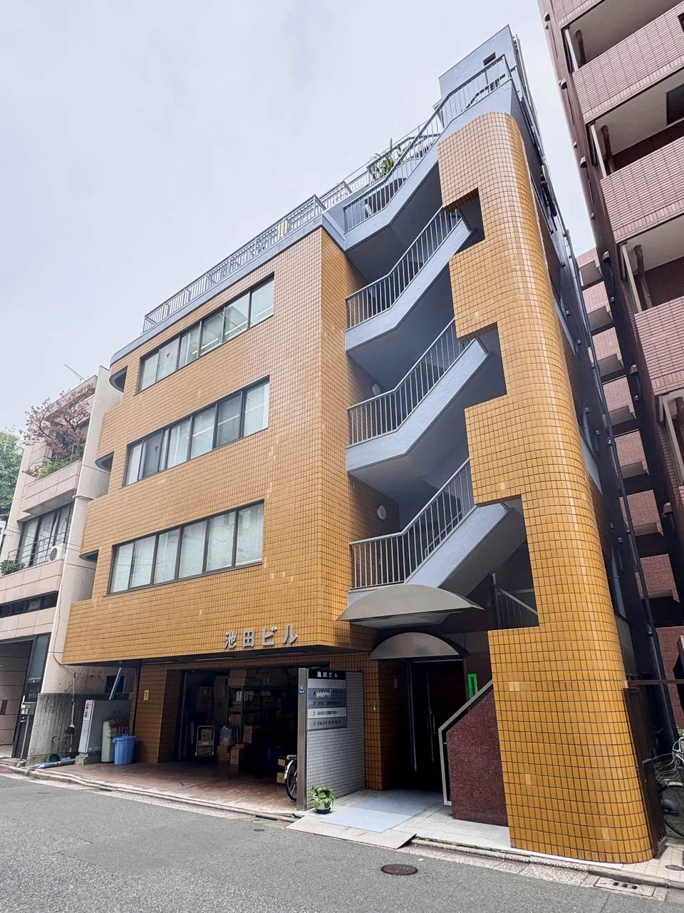 池田ビル 2 外観 1