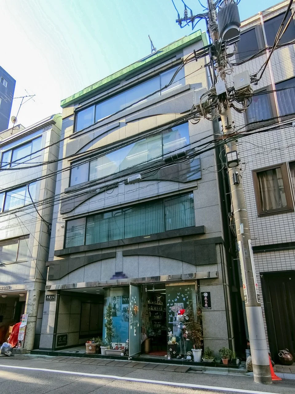 平成ビル 2 オフィスビル外観 2