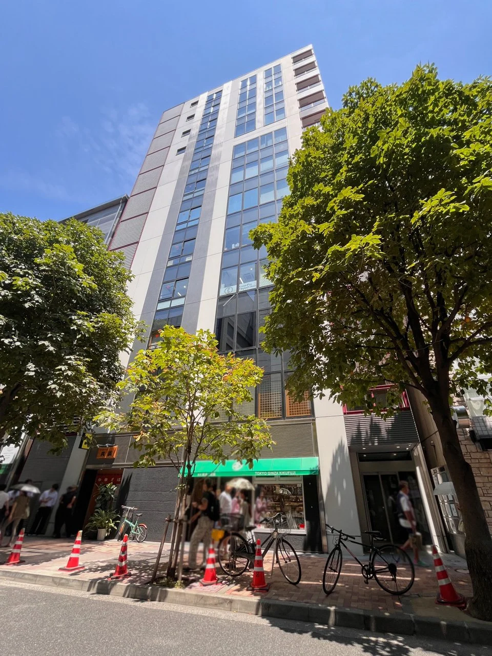 マロニエ通り銀座館 3 オフィスビル外観 1
