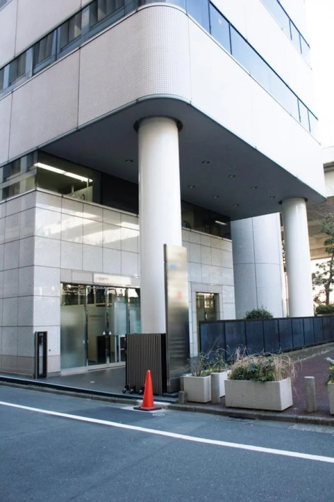 茅場町1丁目 B1 ビルエントランス 3