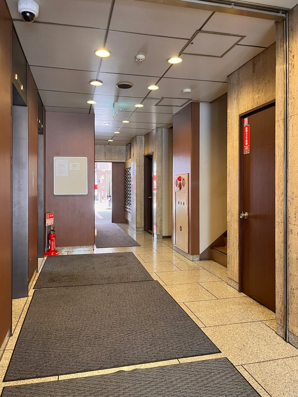 銀座8丁目10番ビル - 画像1