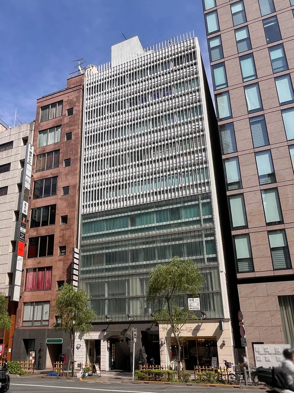 クレグラン銀座ビル 7 オフィスビル外観 1