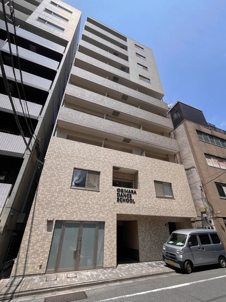 Empereur Beton Tokyo (アンプルール ベトン トウキョウ)ビル 1 オフィスビル外観 1