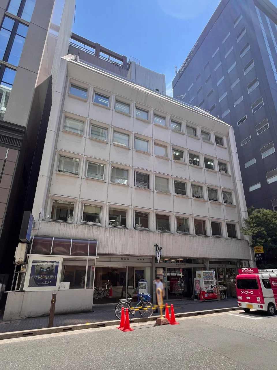 美術家会館ビル 2 オフィスビル外観 2