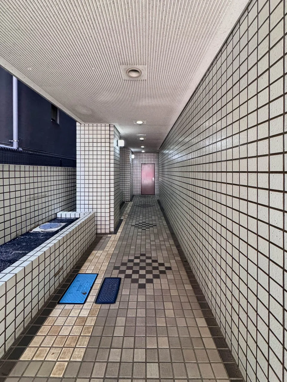 岡島ビル 6 エントランス 4