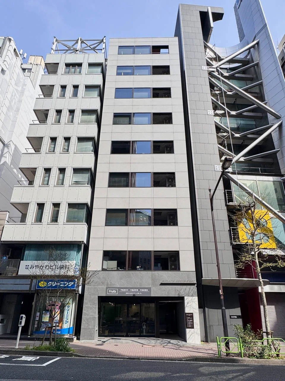 STRADA GINZA EASTビル 1階2階セット オフィスビル外観 1
