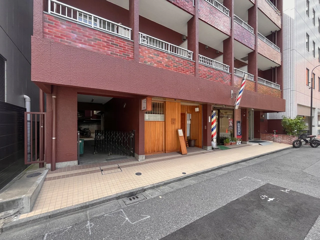銀座永谷タウンプラザ 4 エントランス 3