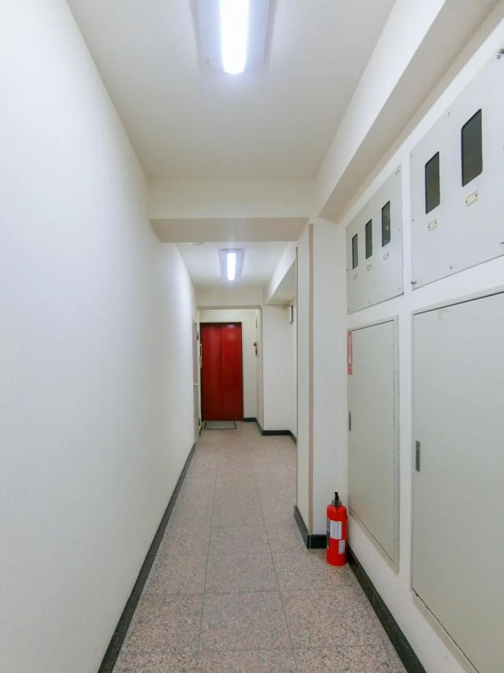 安部 ビル - 画像1