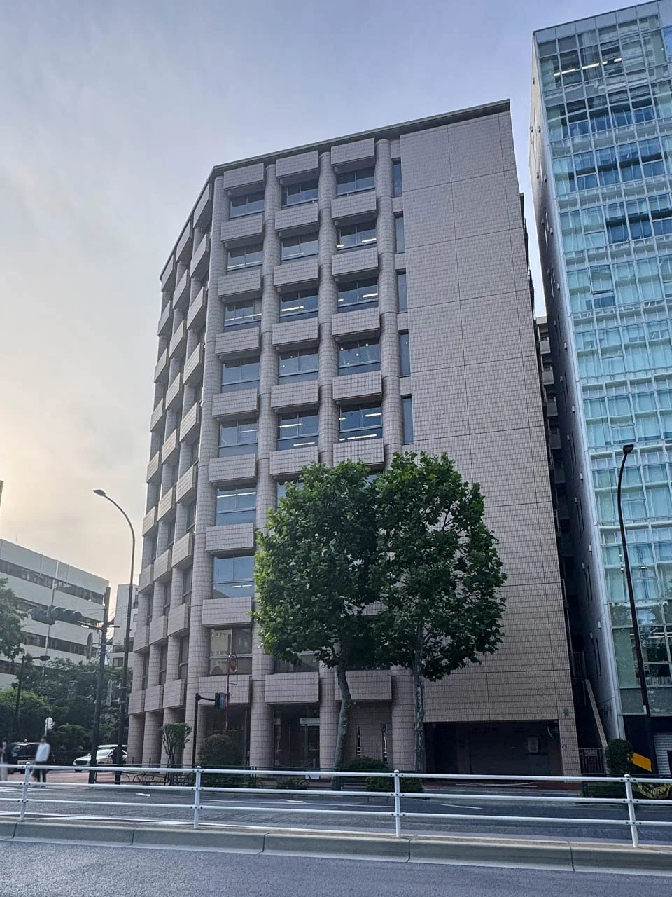 田辺浜町ビル 1階〜9階一棟貸し 外観 2