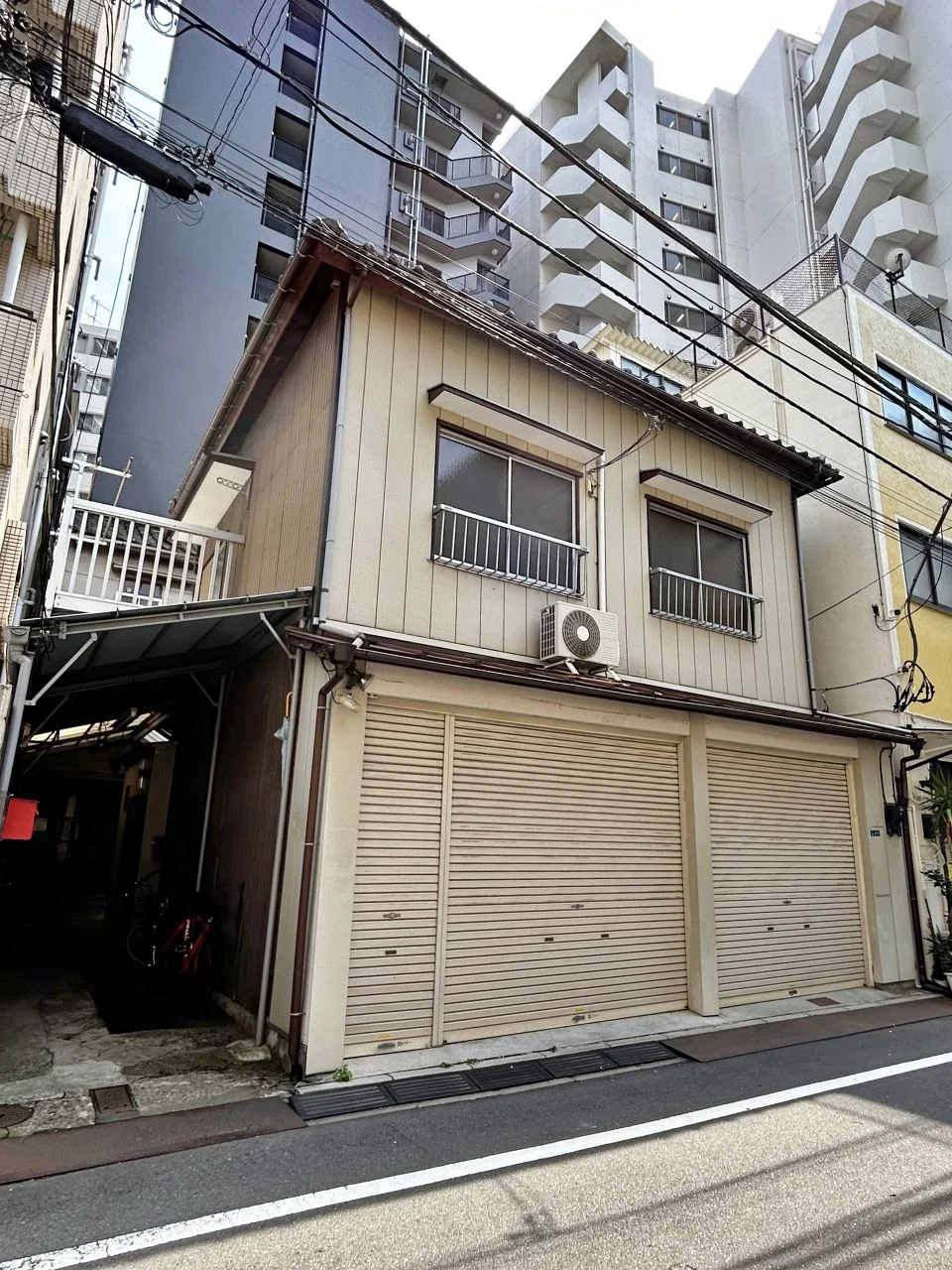湊建物 一棟貸し 外観 1