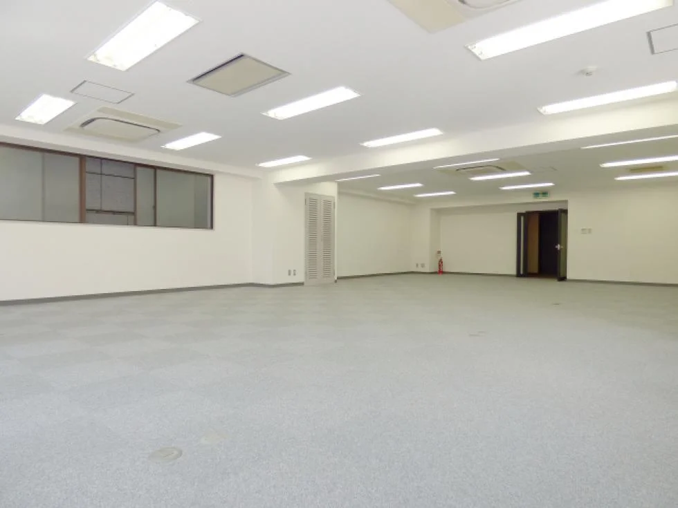 新川I&Lビル 5 執務室 11