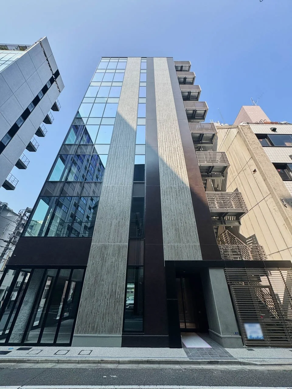 ENetial 日本橋大伝馬町 8 オフィスビル外観 3