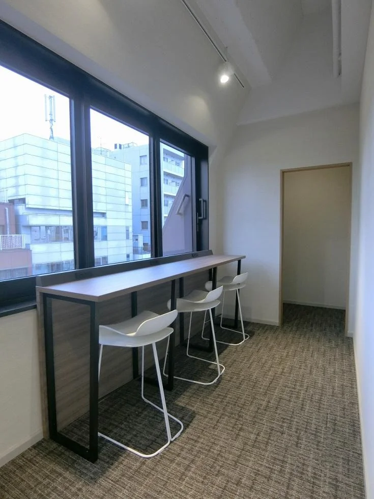 +SHIFT GINZA EAST 9 執務室 13