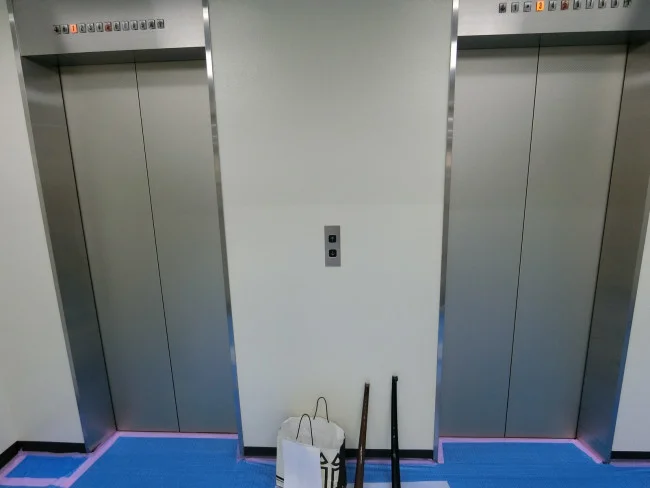 中島ゴールドビル 8 エレベーター 17