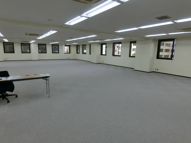 中島ゴールドビル 8 執務室 15