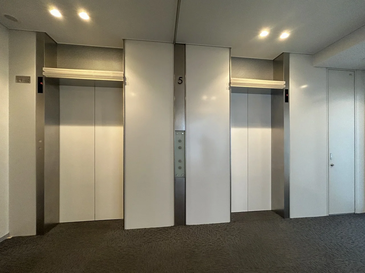 Daiwa八丁堀駅前ビル 5 エレベーター 29