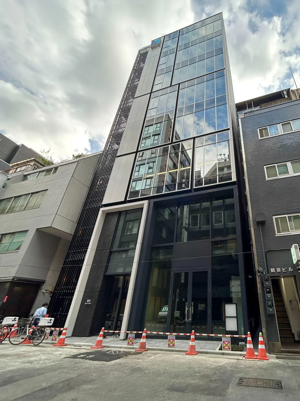 Bizflex東京八重洲 6 オフィスビル外観 1