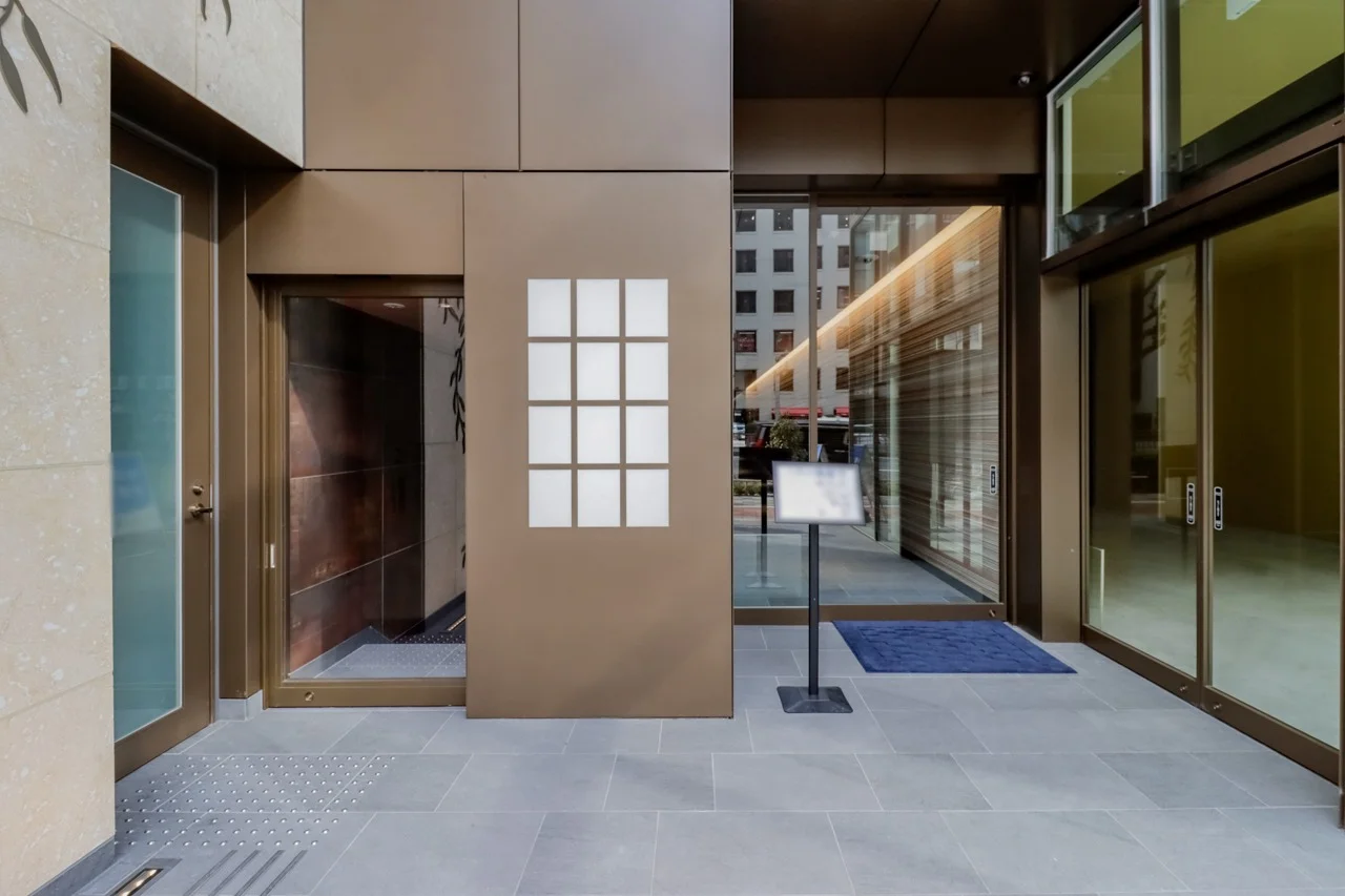 CURA GINZA 7 ビルエントランス 5