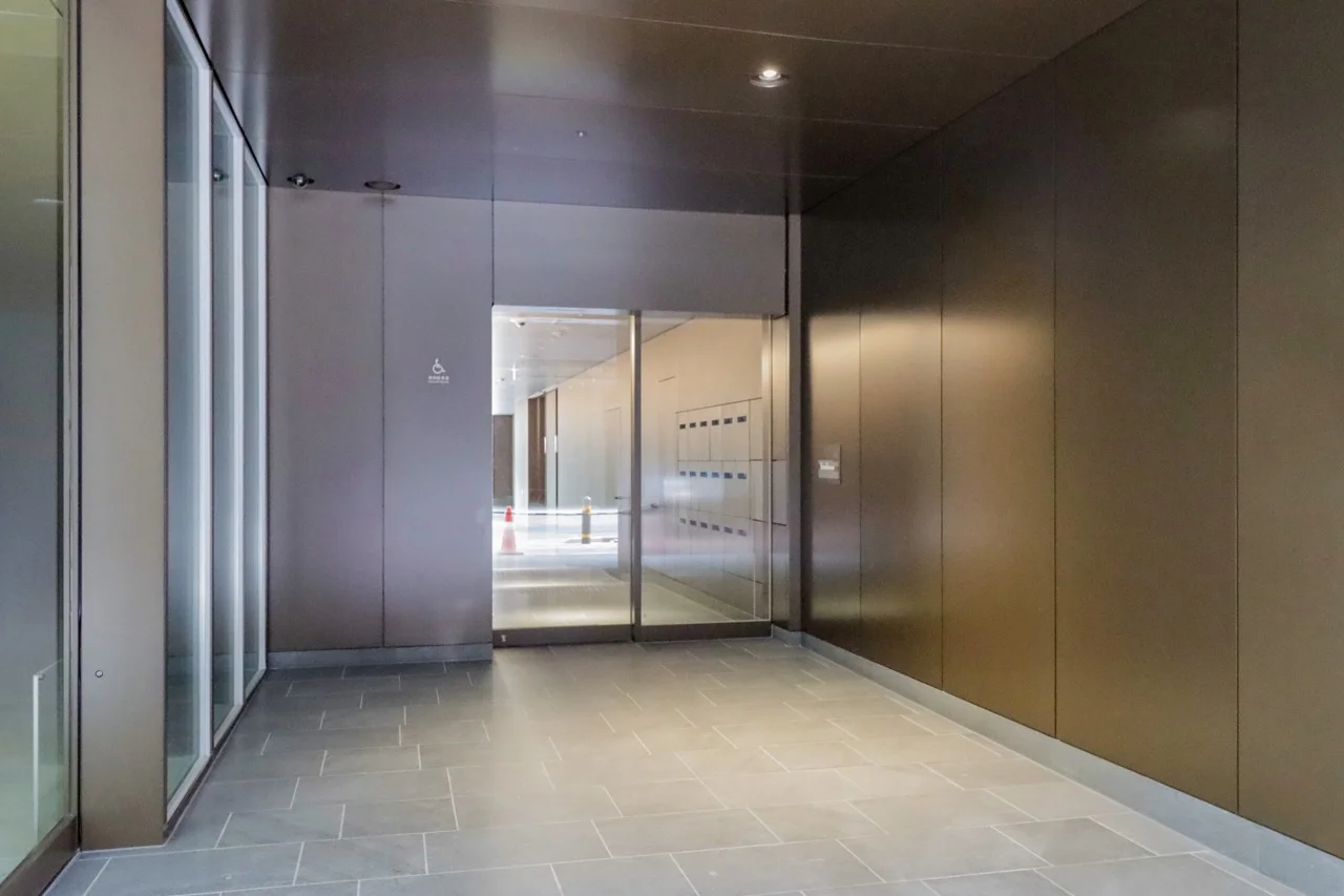 CURA GINZA 7 ビルエントランス 6