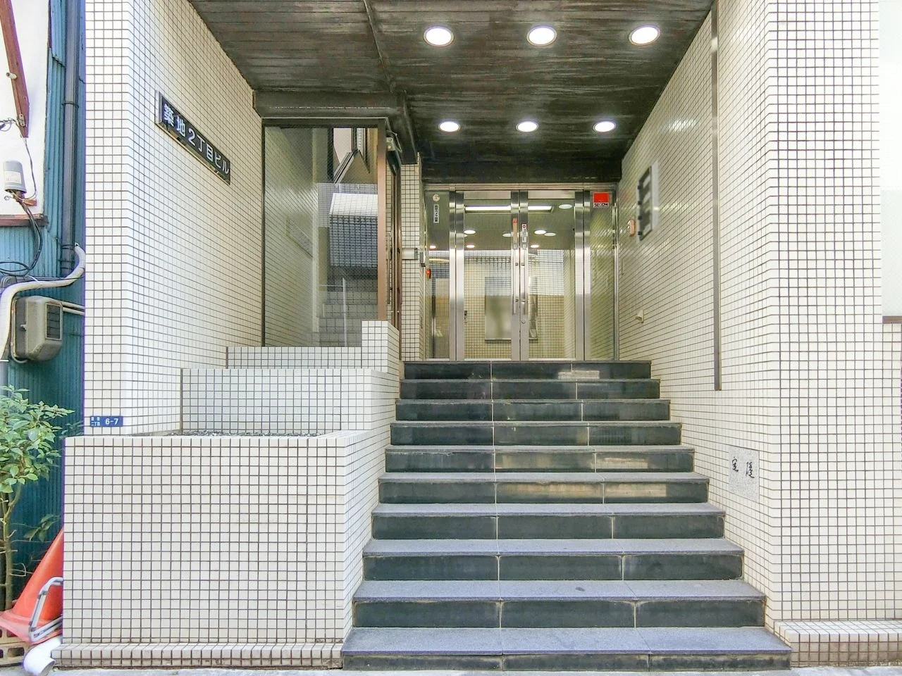 NOVEL WORK TSUKIJI 3 ビルエントランス 9