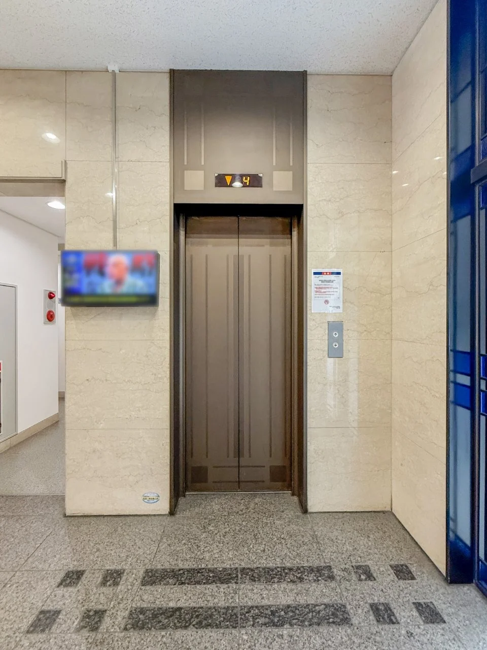 Daiwa八丁堀駅前ビル西館 4 エレベーター 13
