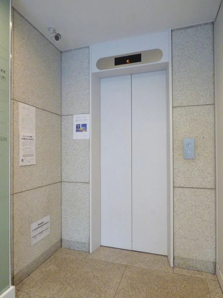 銀座槇町ビル 3 エレベーター 11