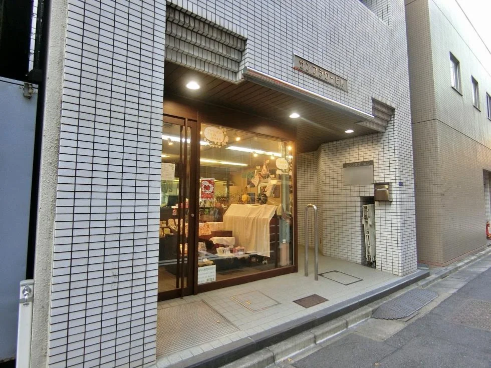 Biz Feel Kyobashi 5 ビルエントランス 5