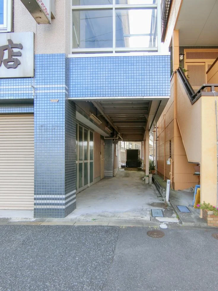 東葛西8丁目峰岸ビル B1 エントランス 3