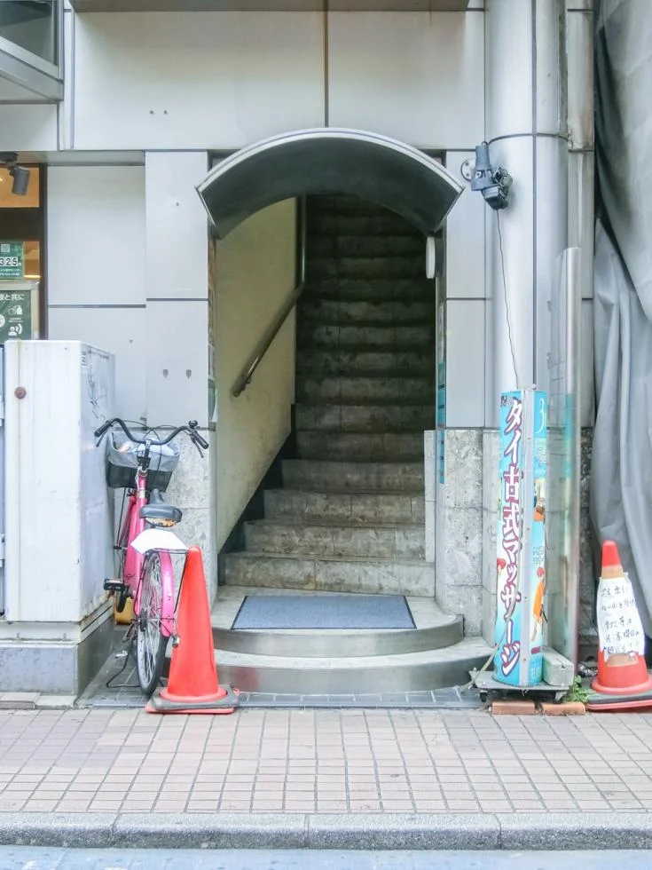 第23東ビル 3 エントランス 3