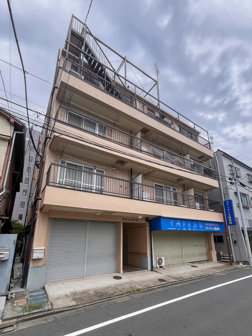 タウンハイツ 1 外観 4
